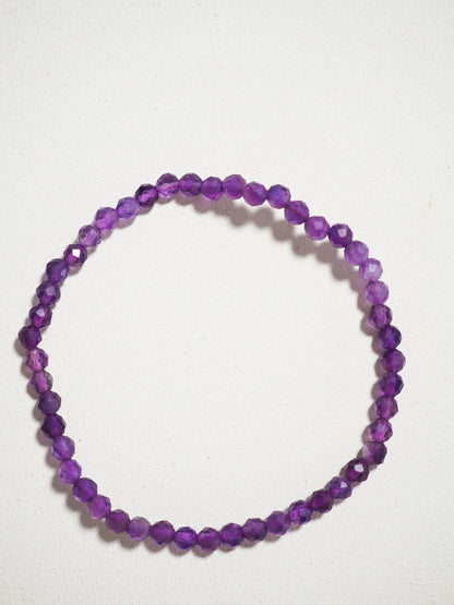 Facettiertes Amethyst Armband . Faceted Amethyst Bracelet 4mm - High Quality