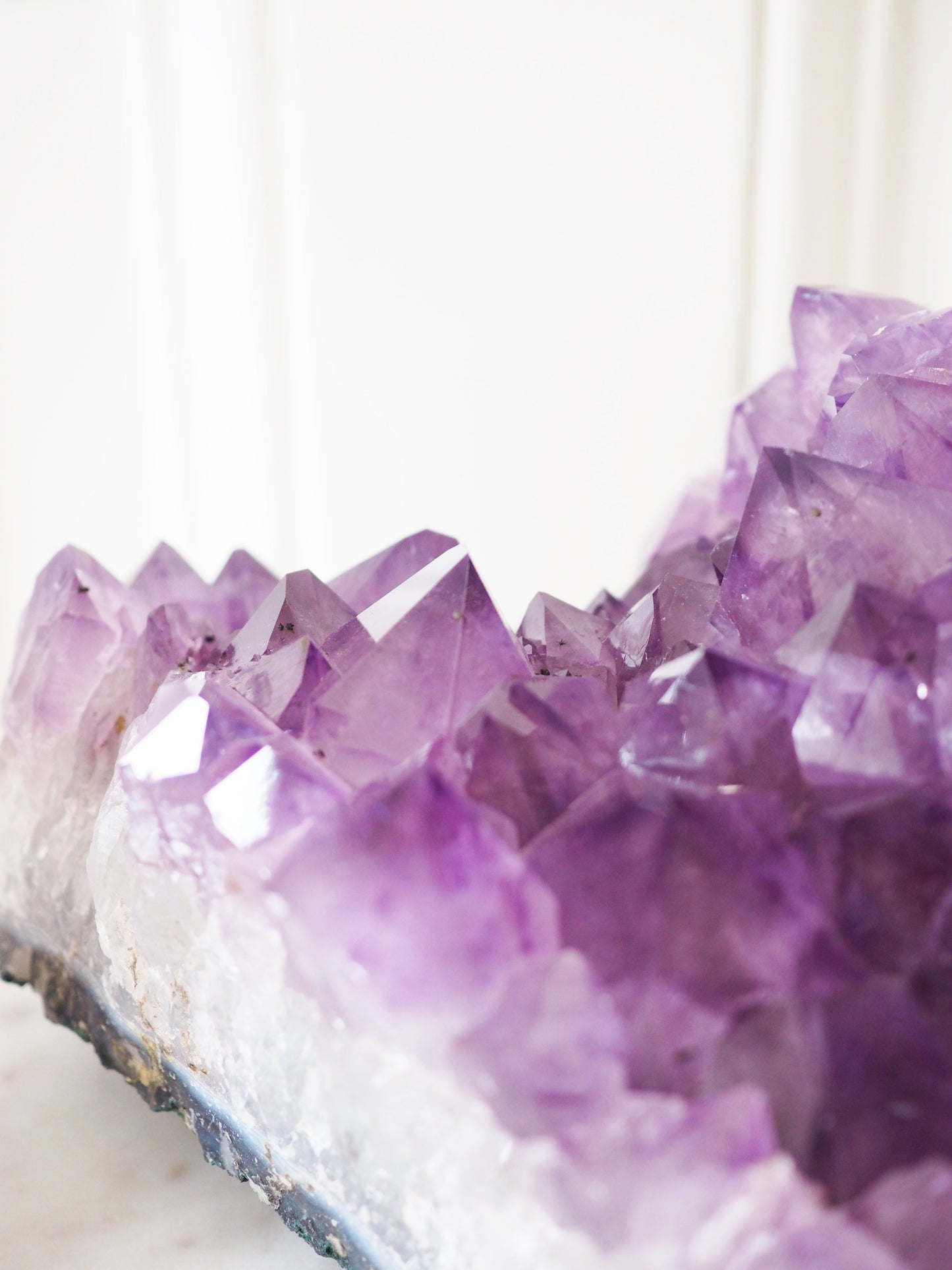 XXL Amethyst Cluster ca 30cm 3.5 kg . PARADISE COLLECTION - aus Brasilien AA