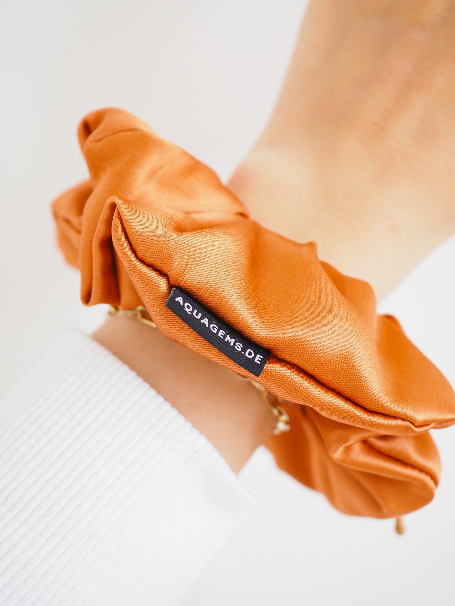 CRYSTAL SCRUNCHIE 100% Maulbeerseiden Haargummi mit Kristall Tasche -  COPPER . Kupfer