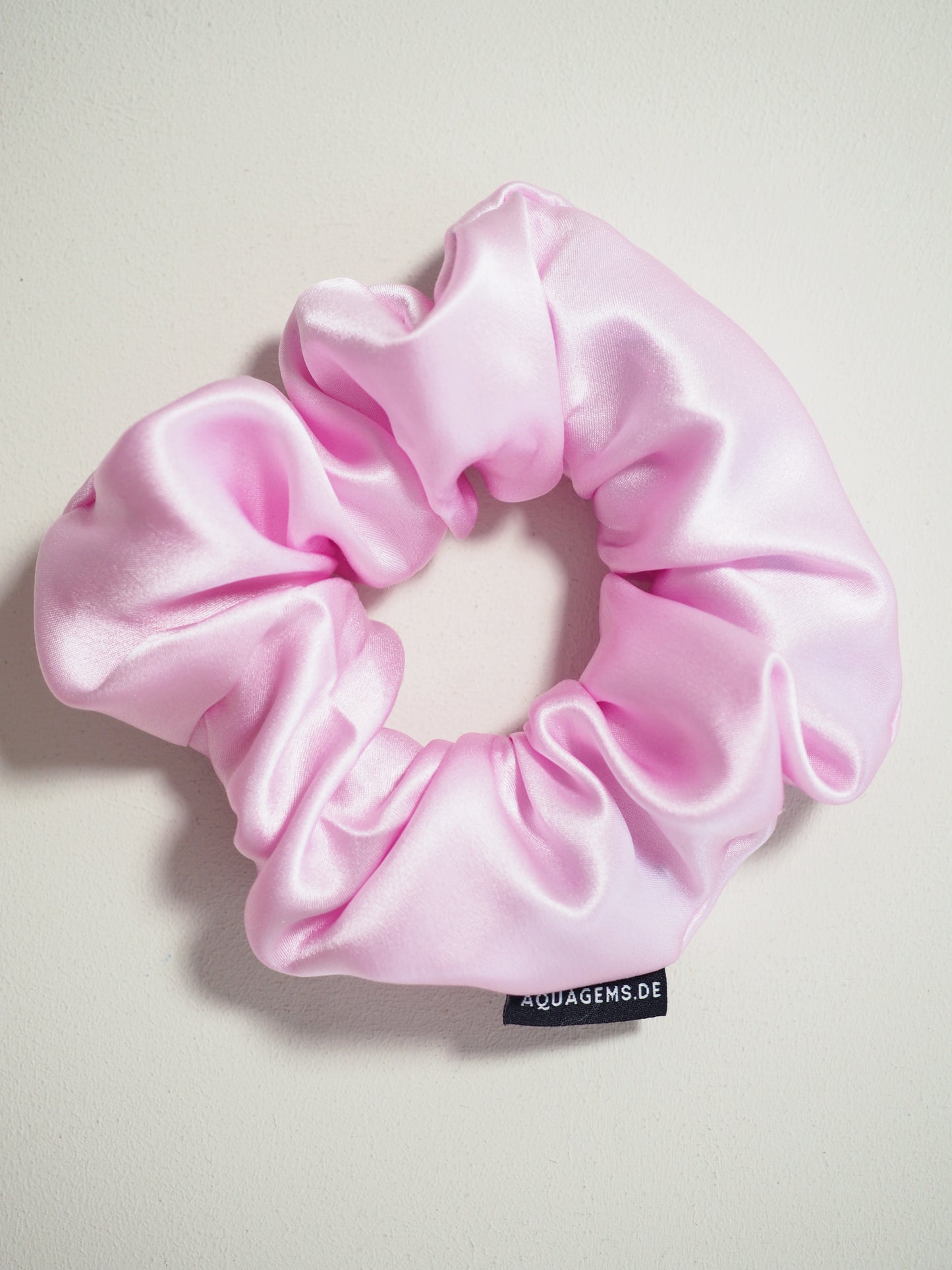 CRYSTAL SCRUNCHIE 100% Maulbeerseiden Haargummi mit Kristall Tasche - LIGHT LAVENDER . Hell Lila