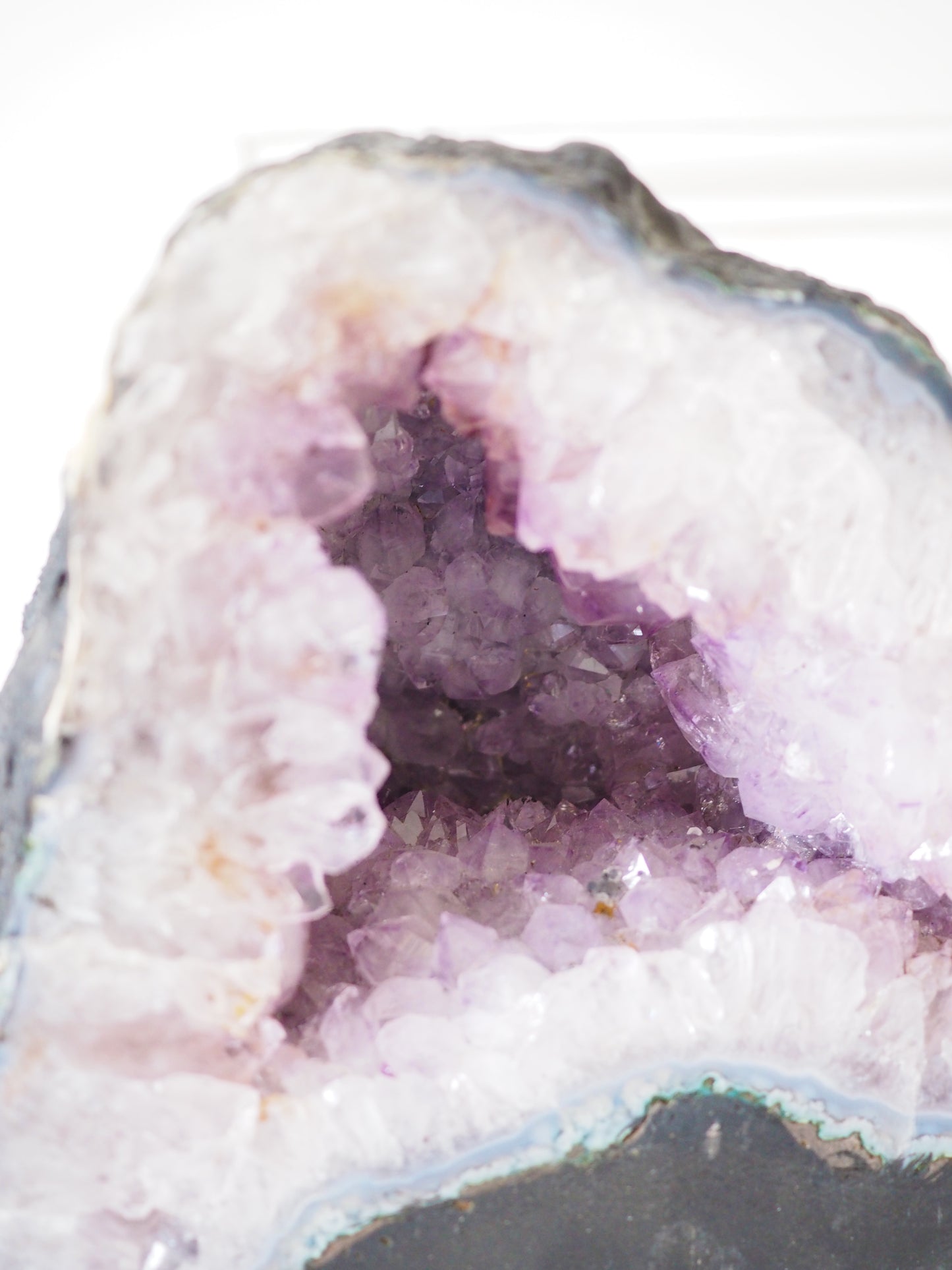Amethyst Geode Kathedrale . Agate Amethyst Geode Cathedral ca 18x15 cm 4,2Kg [xx] - aus Brasilien