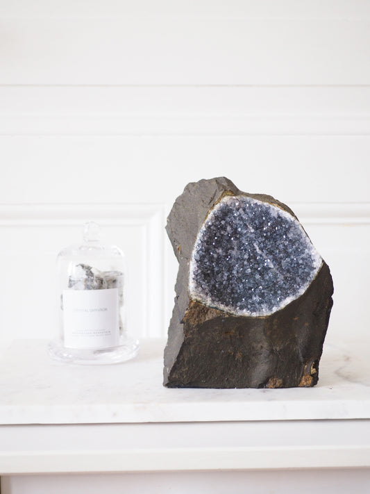 Amethyst in Basalt - Amethyst in Basalt ca 3.2kg 20 cm - aus Brasilien