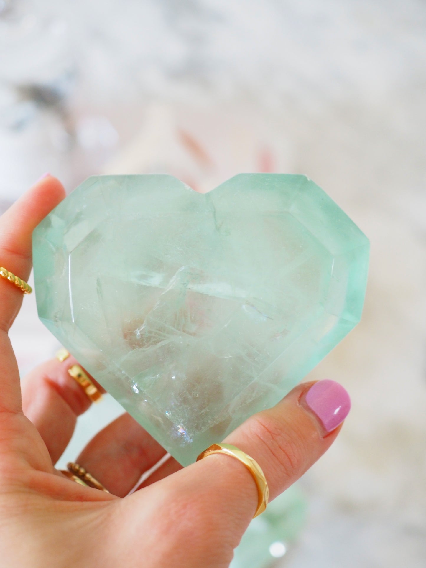 Mint Grünes Fluorit Herz MIT Halter  ca 6.5-8 cm - aus Mozambique HIGH QUALITY