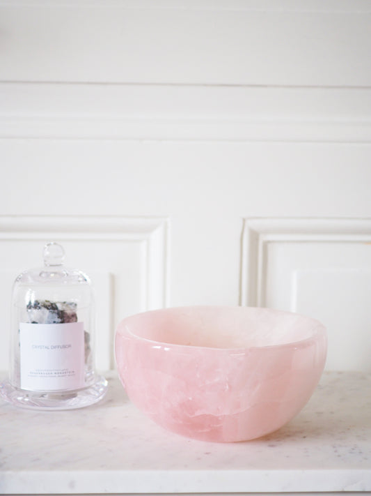 Rosenquarz Runde Schale / Rosequartz round Bowl 2.5 Kg  16 cm-  Handcarved - aus Madagascar