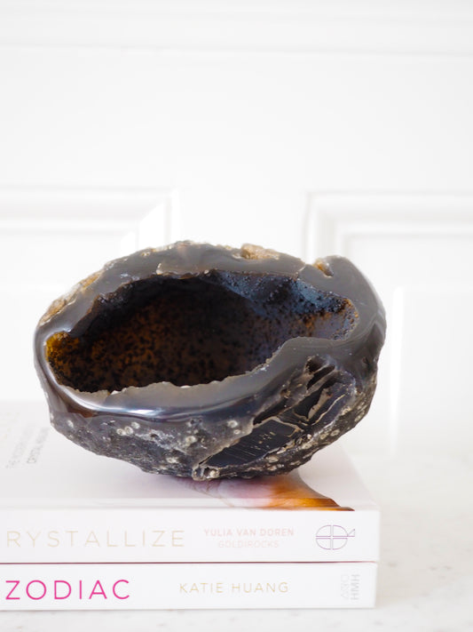 Schwarze mystische Achat Geode . Agate Geode  ca 14 cm [xx] - aus Brasilien High Quality Handpoliert