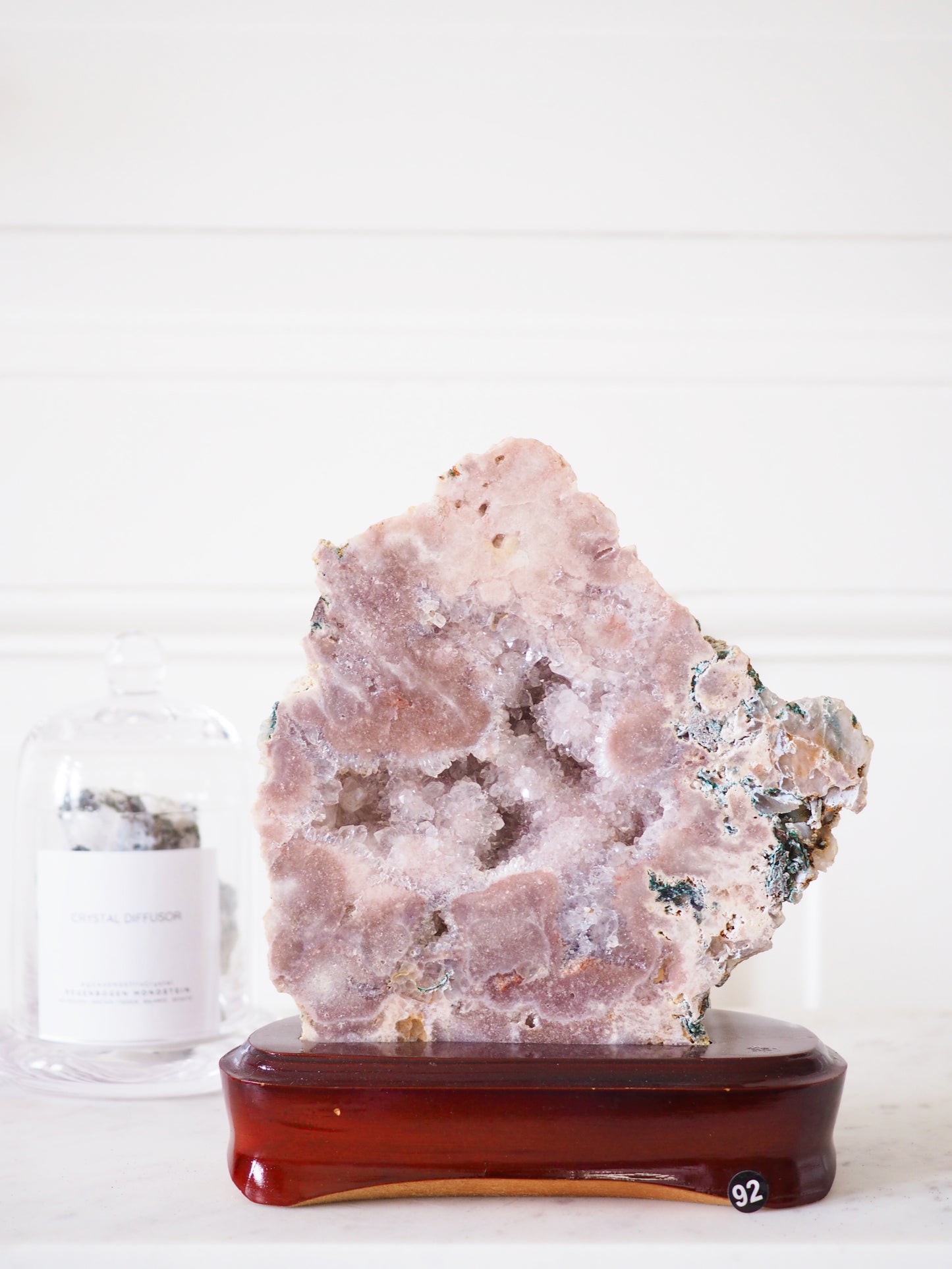 Pink Amethyst auf Holz Ständer . Pink Amethyst on Wooden Stand ca.  18cm  [92] - aus Patagonien