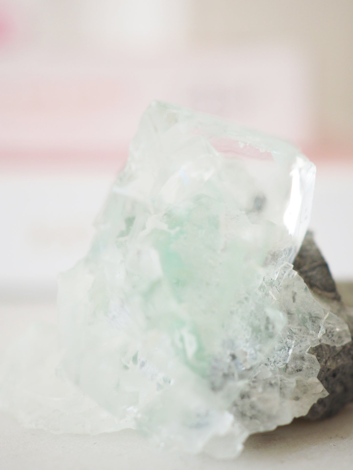 Apfelgrünes Fluorit Cluster . Fluorite Specimen  ca. 4.5 cm  [xx] - aus Xianghualing Polymetallic Ore Field.  Hunan Province China HIGH QUALITY