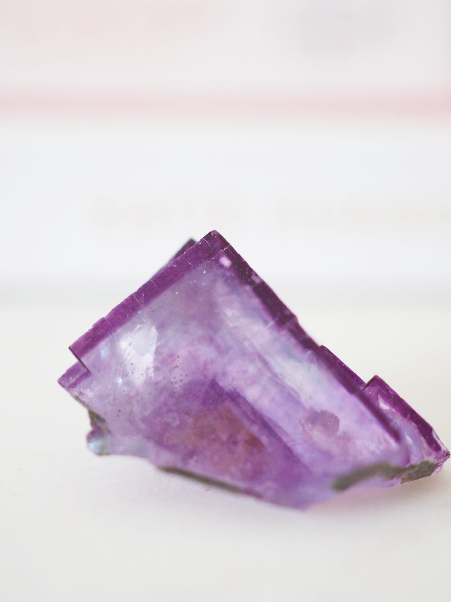 Violettes Fluorit Cluster . Fluorite Specimen  ca. 2.5 cm  [xx] - aus Xianghualing Polymetallic Ore Field.  Hunan Province China HIGH QUALITY