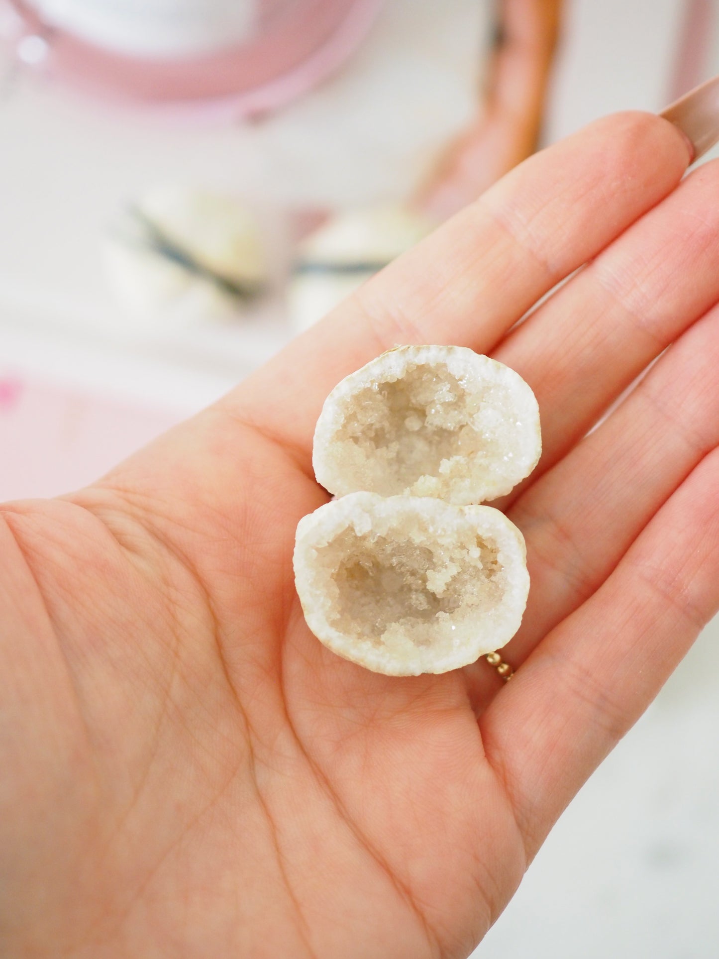 MINI LOVE GEODE . Weiße Quarz Baby Druzy Geoden Paar ca. 4cm - aus Marokko