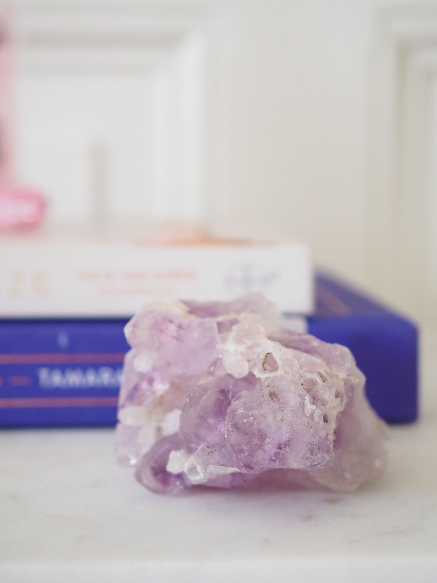 Sparkly Lavender Amethyst mit weißen Miniquarz Spitzen . Specimen ca. 7cm [xx] - aus Brasilien RARE