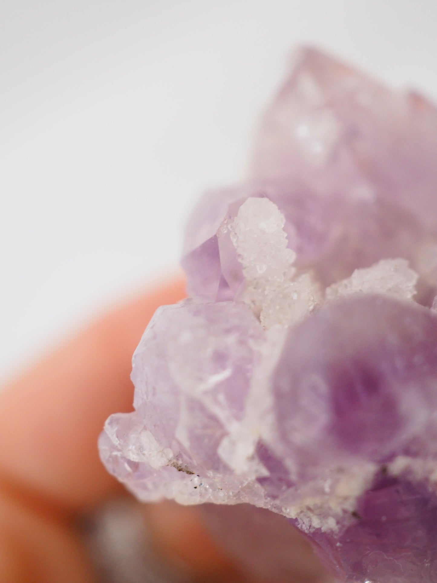 Sparkly Lavender Amethyst mit weißen Miniquarz Spitzen . Specimen ca. 7cm [xx] - aus Brasilien RARE