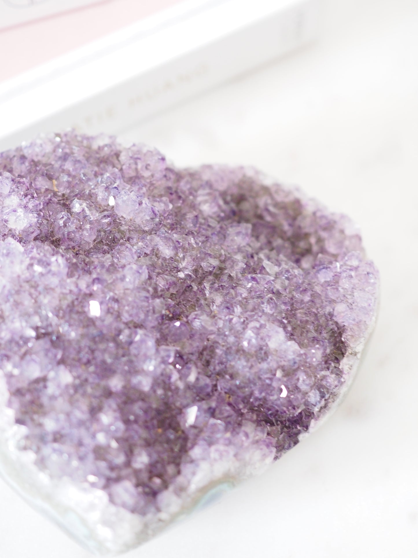 Galaxy Amethyst Herz . Galaxy Amethyst Heart ca. 8 cm [42] - aus Brasilien Hand Carved