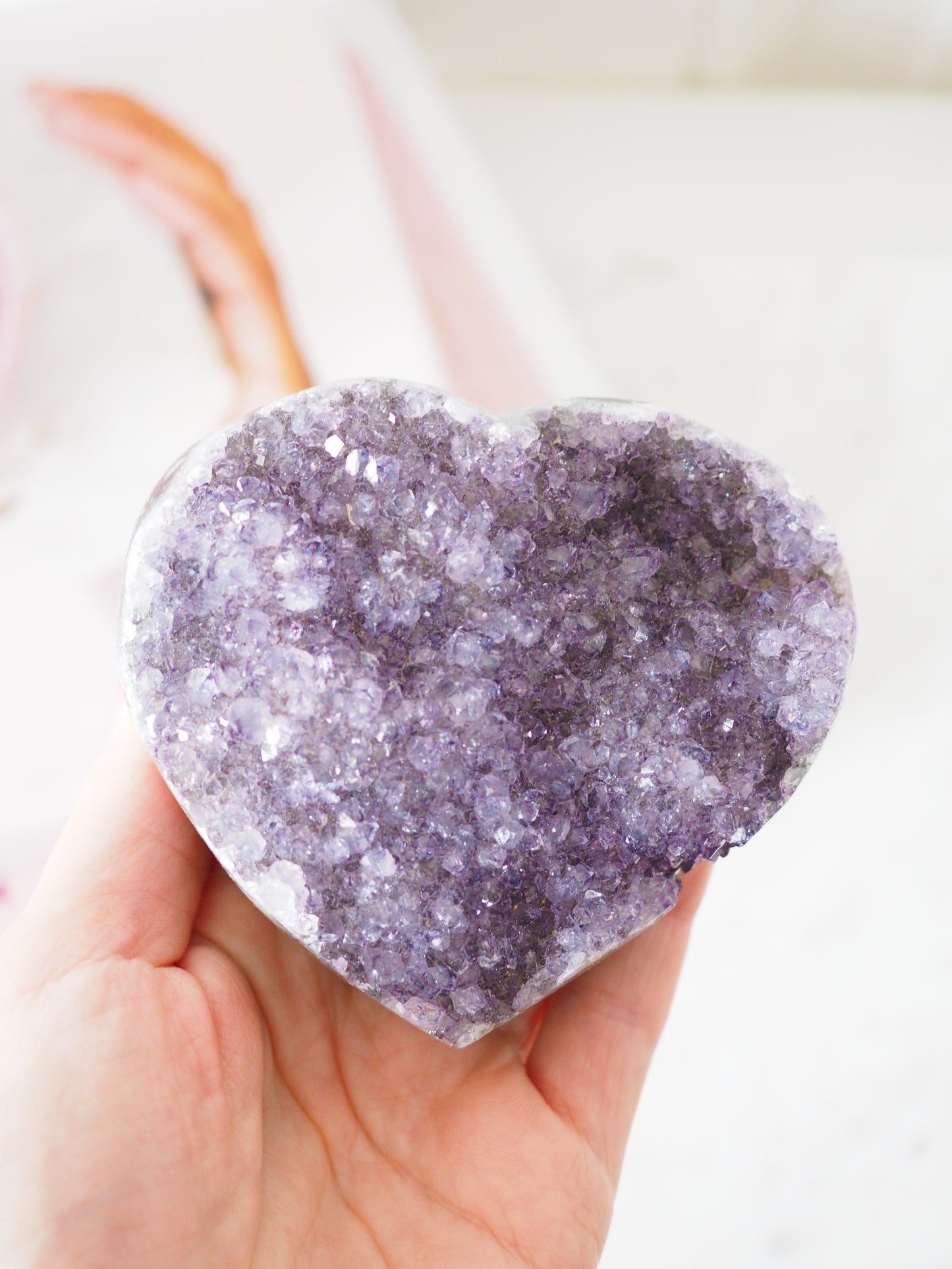 Galaxy Amethyst Herz . Galaxy Amethyst Heart ca. 8 cm [42] - aus Brasilien Hand Carved