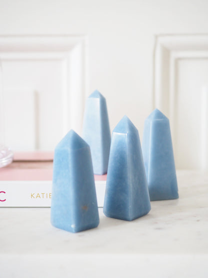 Angelite Mini Spitze  . Angelite Mini Point ca.xx cm -  Peru HIGH QUALITY Hand Carved