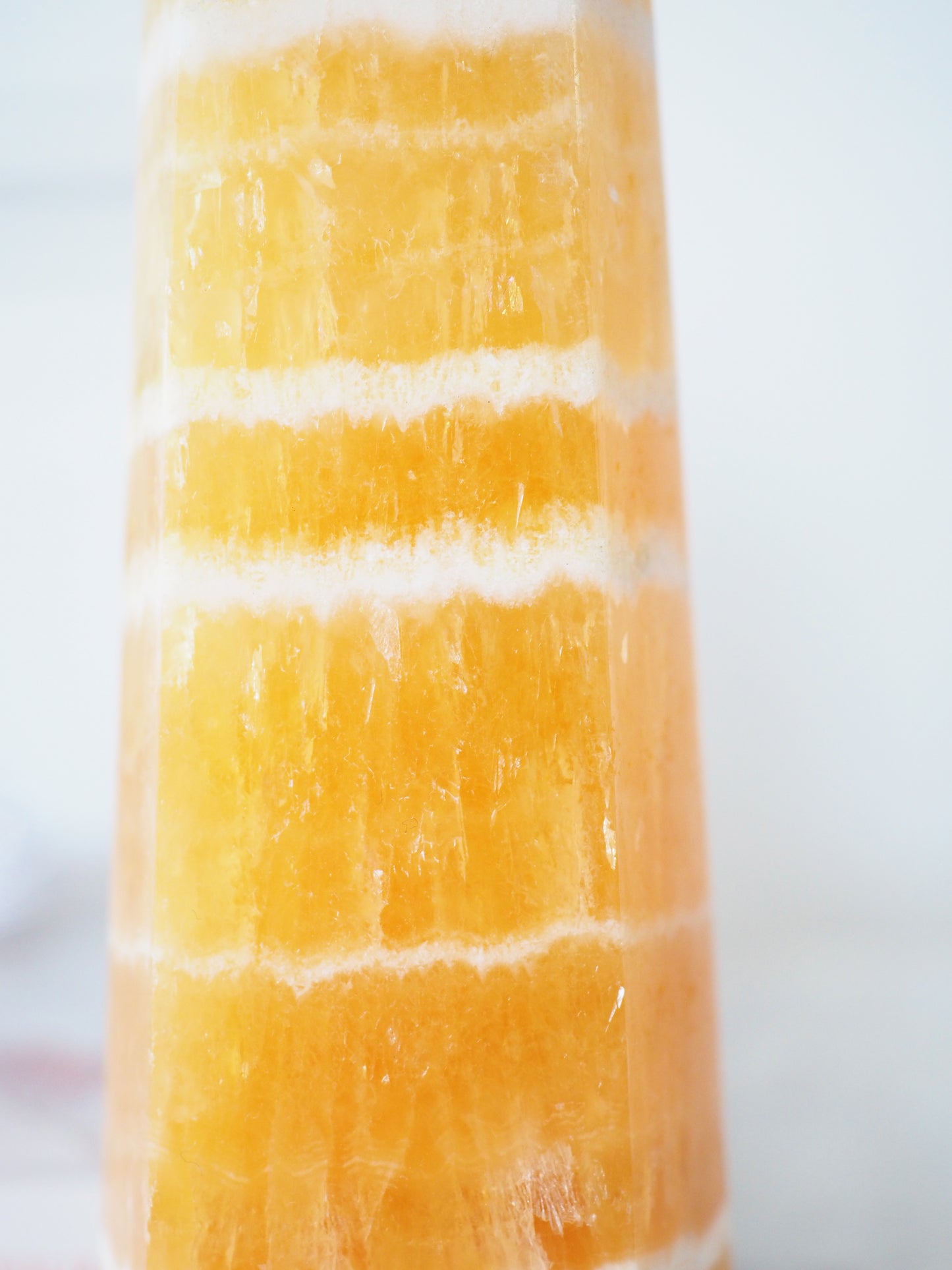 XL Juicy Orangen Calcit Spitze . Orange Calcite Point 17.5 cm (91) - HIGH QUALITY