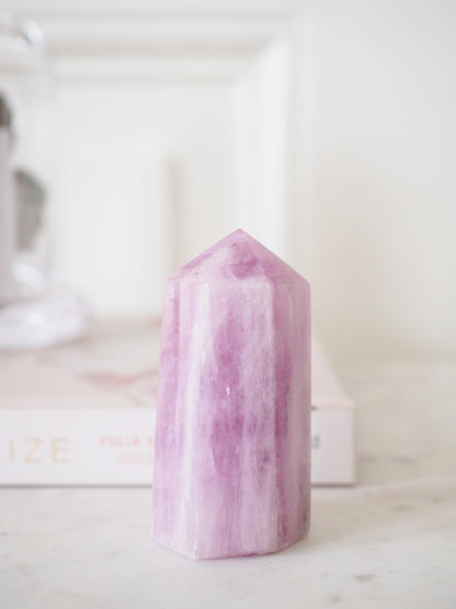 M Kunzit Spitze . Kunzite Point ca. x cm - HIGH QUALITY