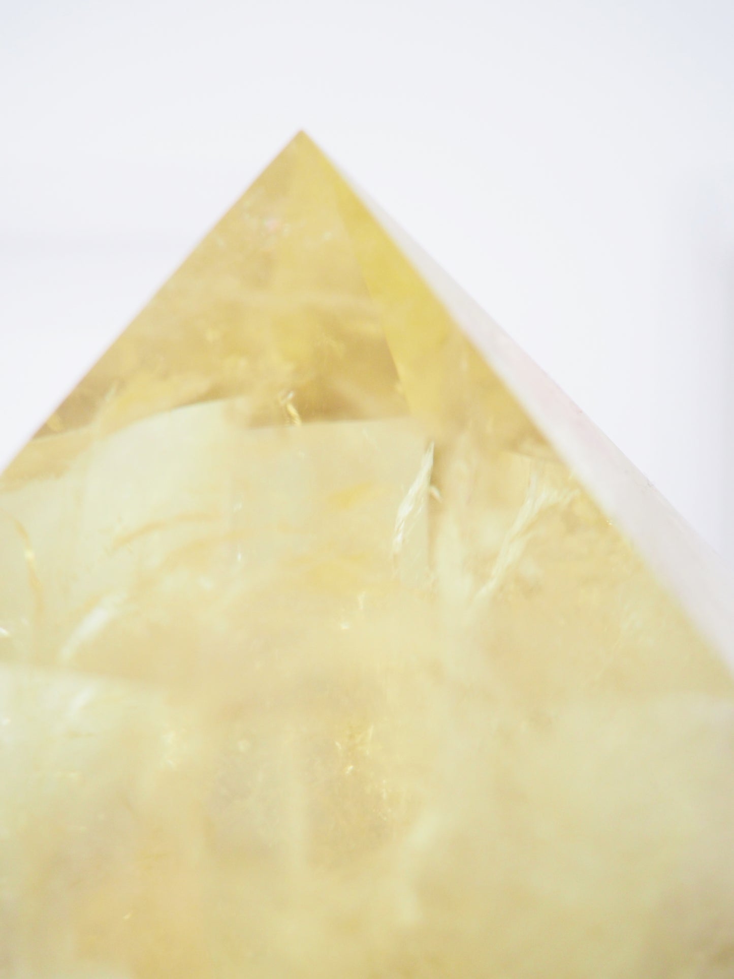 Limonen Quarz . Chinesischer Citrin Spitze .  Lemon Citrine  ca. 7.5 cm  [50] - aus China TREATED