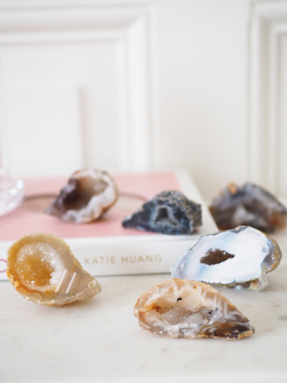 Druzy Achat Drusen Geode . Druzy Agate Geode ca. 3-4 cm - aus Brasilien High Quality