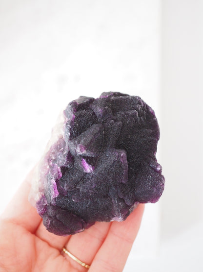 Fluorit Dunkel Violett ca. 9 cm - aus Innere Mongolei China