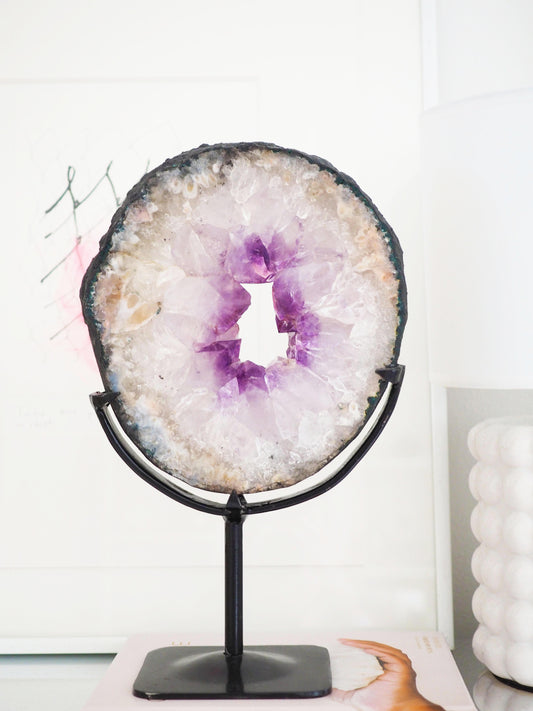 Amethyst Portal mit Pink Amethyst Details auf Ständer ca.26  cm - aus Brasilien HIGH QUALITY