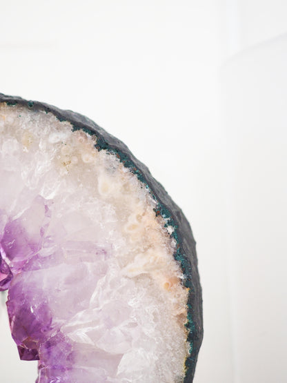 Amethyst Portal mit Pink Amethyst Details auf Ständer ca.26  cm - aus Brasilien HIGH QUALITY