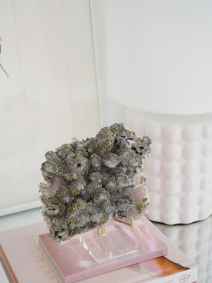 Amethyst mit Pyrit ca. 15 x 10 cm - aus Bulgarien RARE MINE CLOSED