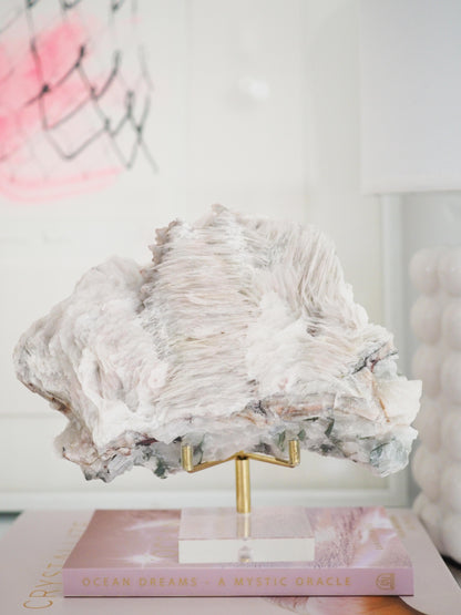 Light Rosa Rosen Calcit ca. 15x11cm  PARADISE COLLECTION - aus Fujian China.