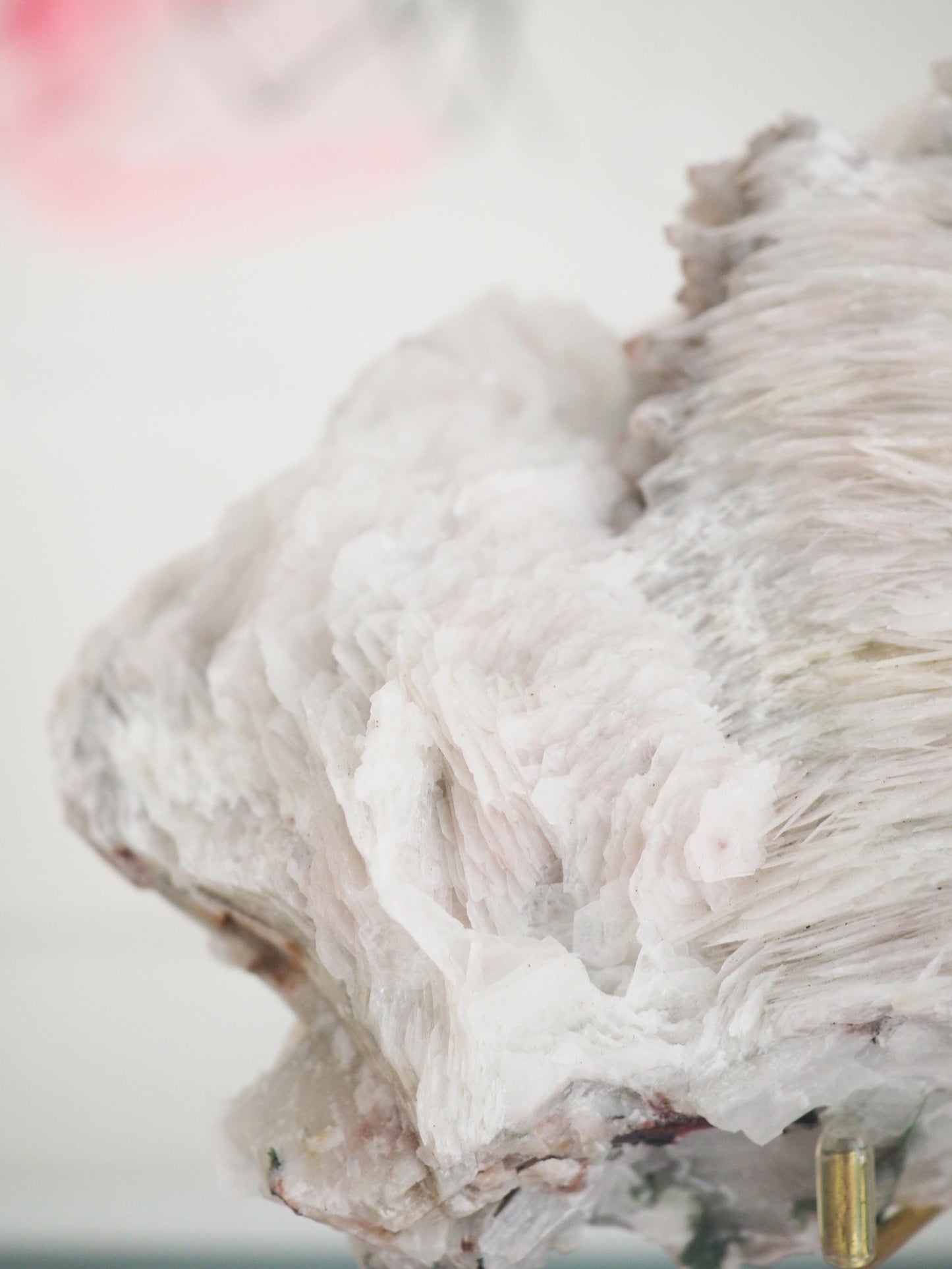 Light Rosa Rosen Calcit ca. 15x11cm  PARADISE COLLECTION - aus Fujian China.