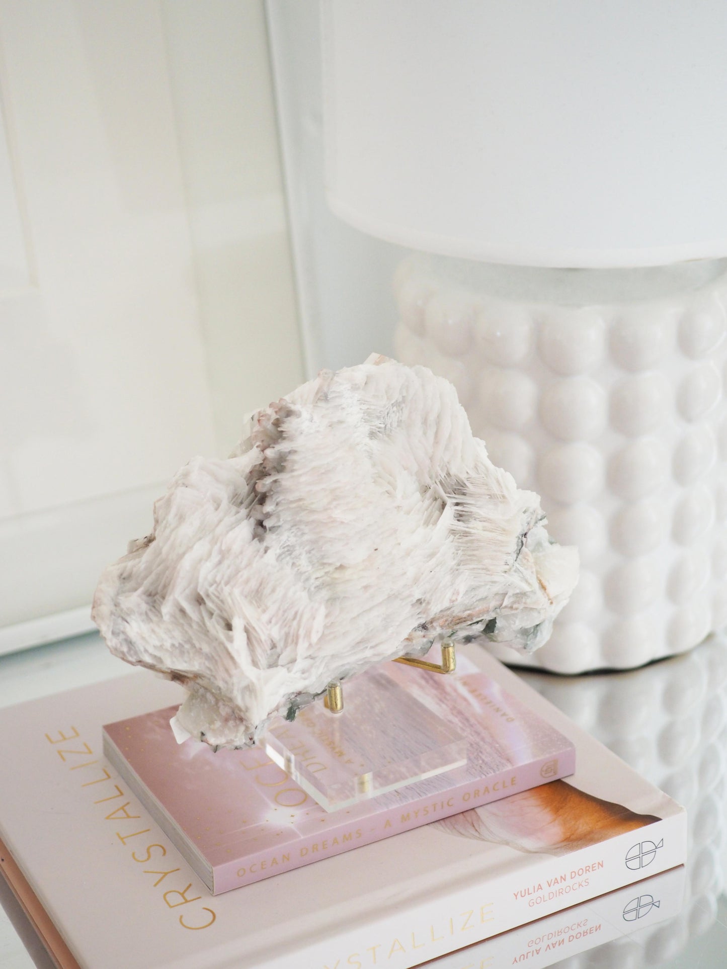 Light Rosa Rosen Calcit ca. 15x11cm  PARADISE COLLECTION - aus Fujian China.