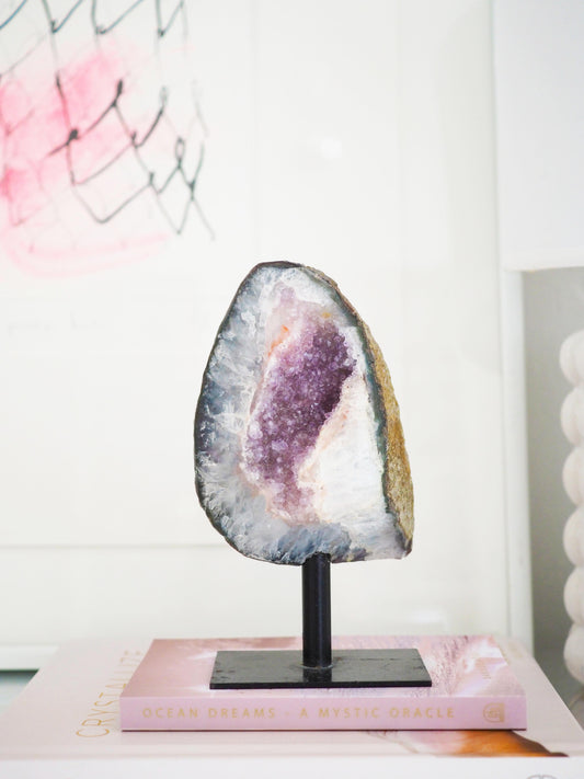 Amethyst auf Halter . Ständer ca.15 cm - aus Brasilien