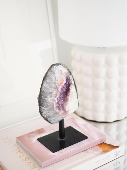 Amethyst auf Halter . Ständer ca.15 cm - aus Brasilien