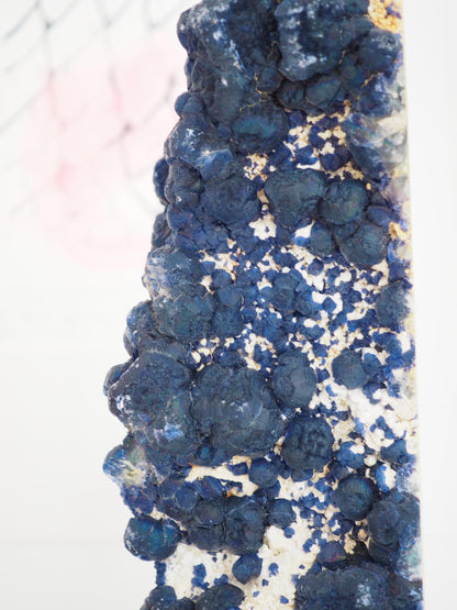 XL Blueberry Fluorite mit Halter . Ständer ca. 30 x 9 cm . PARADISE COLLECTION - Huanggang Mine. Innere Mongolei China RARE