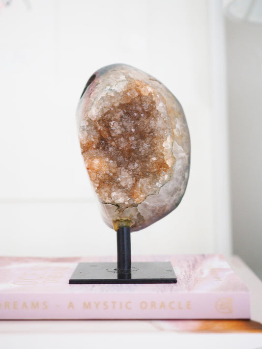 Orangener Rainbow Amethyst auf Halter ca. 10 cm  - aus Brasilien HIGH QUALITY