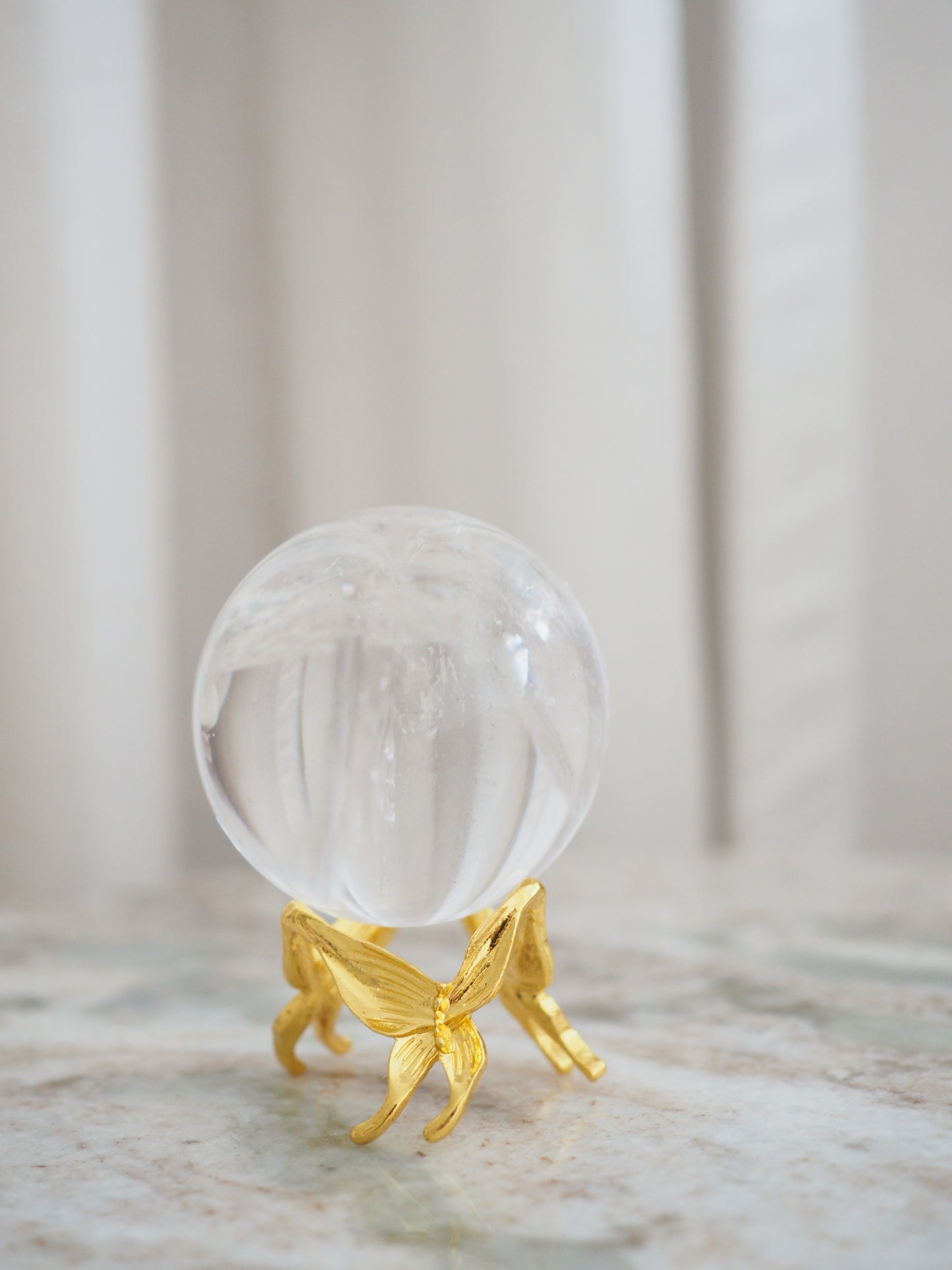 99% Klare Lemurian Bergkristall Kugel ca. 4.5 cm - Minas Gerais Brasilien HIGH QUALITY