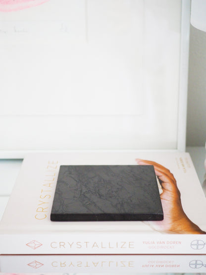 Edel Schungit Platte Quadratisch ca. 10 cm - aus Russland