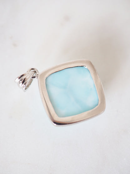 AA Larimar Anhänger No3. ca 3.5cm 40.6ct 925 Sterlingsilber Platiniert-aus der Dominikanischen Republik