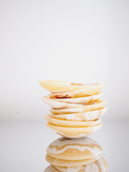 Calcit Edelstein. Kristall Schale ca. 12 cm - Marokko HANDCARVED