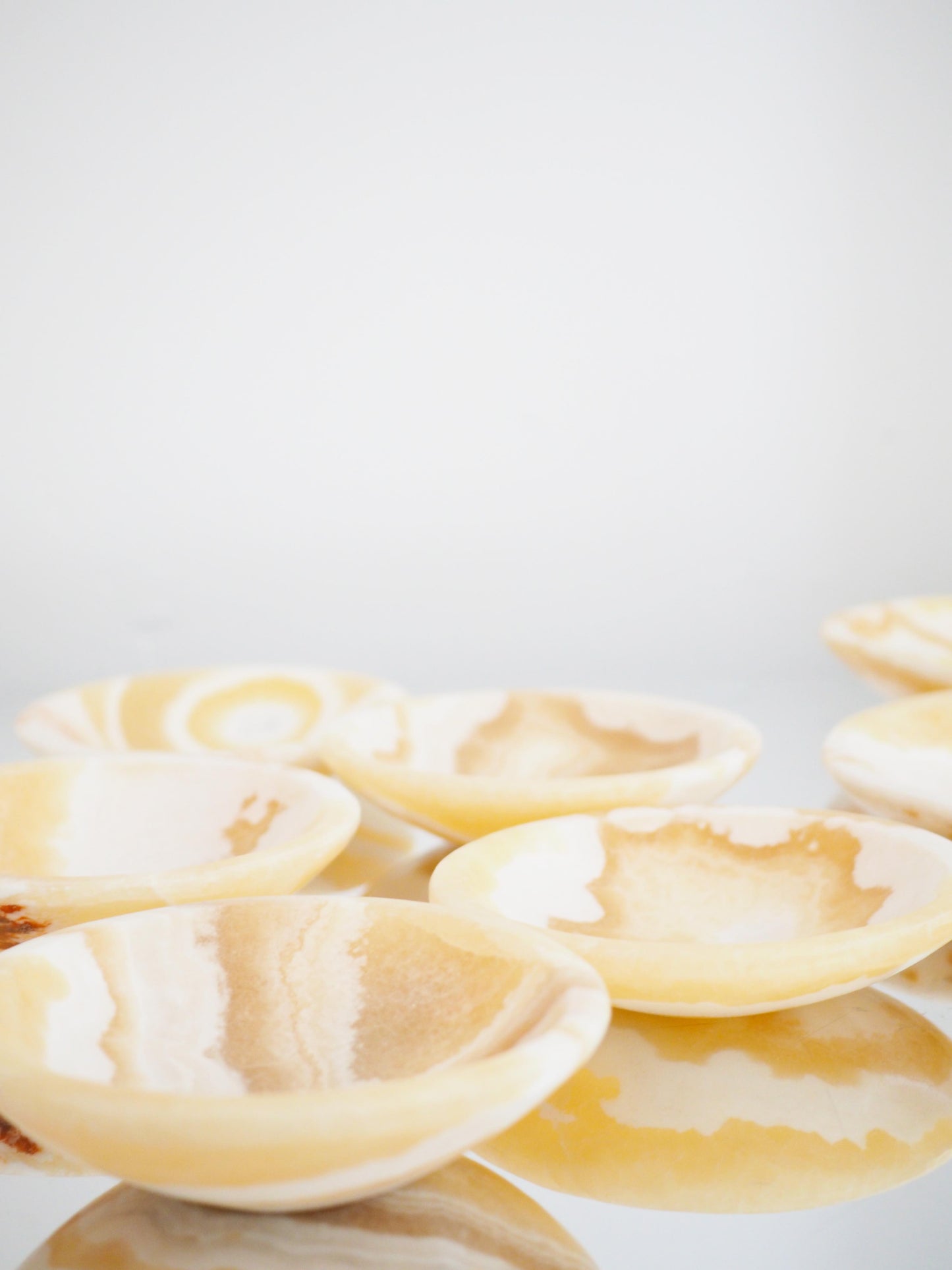 Calcit Edelstein. Kristall Schale ca. 12 cm - Marokko HANDCARVED