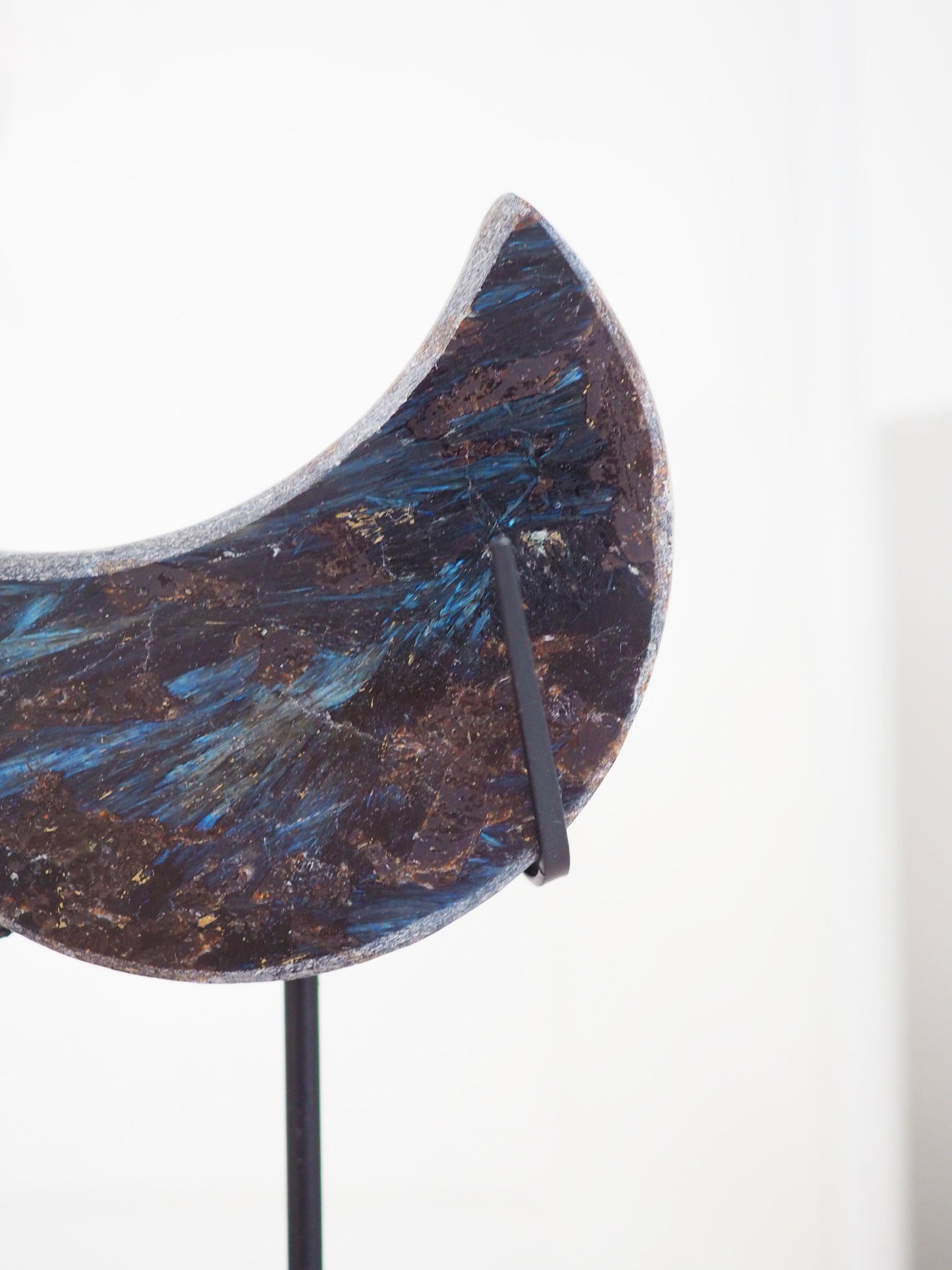 Astrophyllite  Mond auf Halter  ca. 16 cm - Kola Massiv Russland