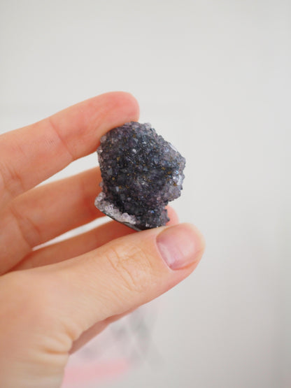 Schwarzes Rainbow Amethyst Cluster ca. 3 cm - Uruguay HIGH QUALITY