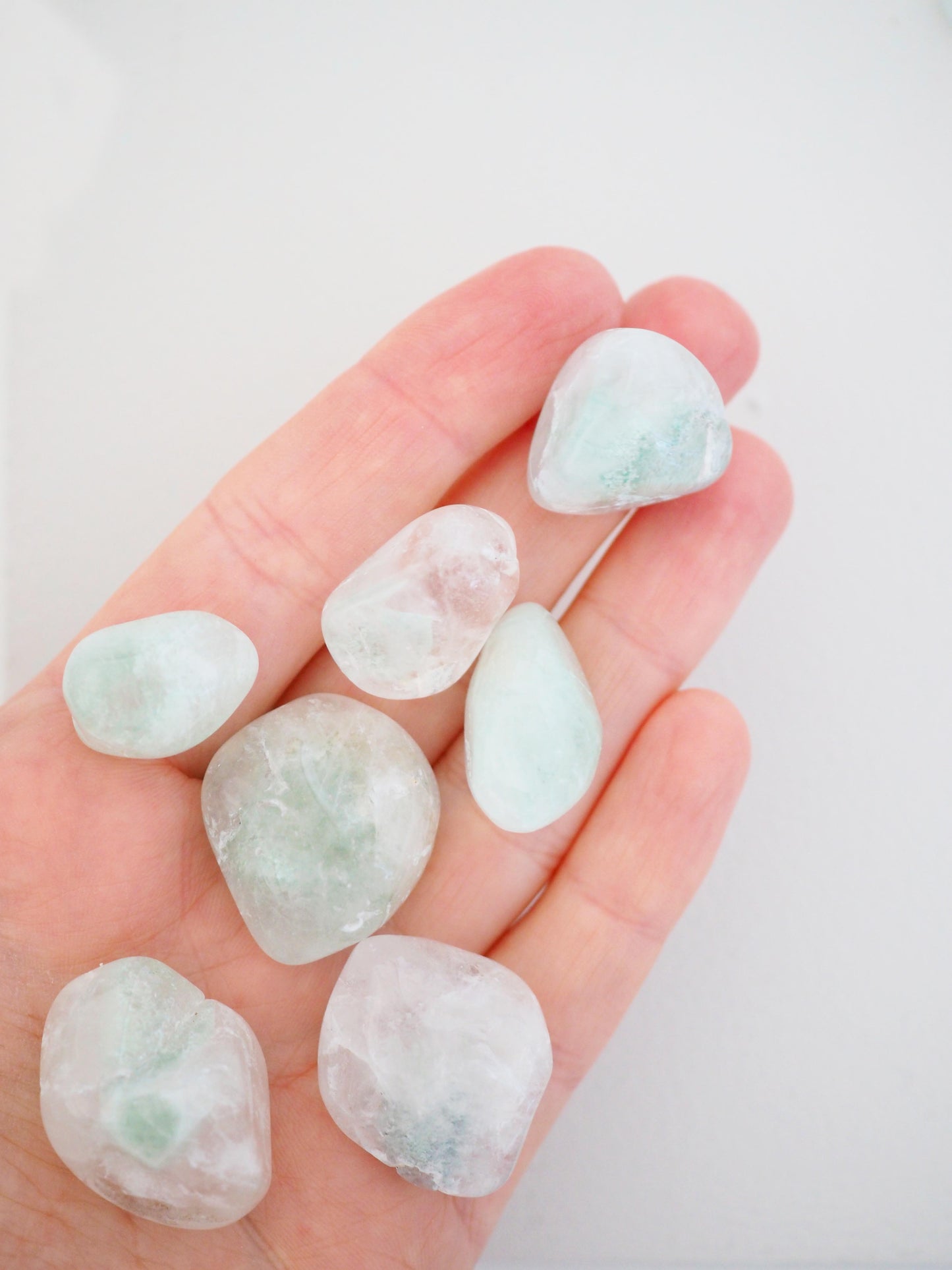 Quarz mit Fuchsit Trommelstein Tumble ca. 2-3cm -  Indien RARE