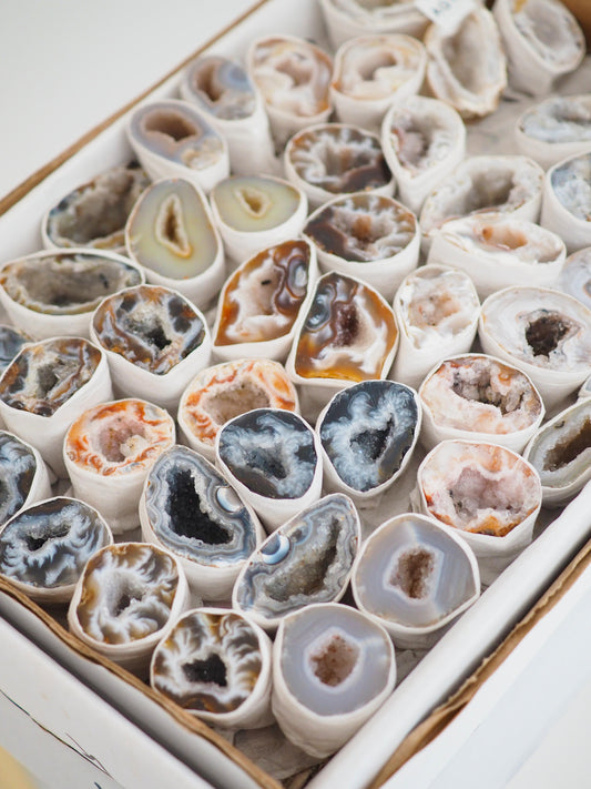 LIEBES Druzy Achat Geoden Paar anpoliert  . LOVE Druzy Agate Geode Pair polished ca. 4 cm - aus Brasilien HIGH QUALITY