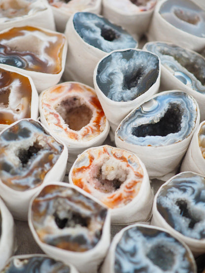 LIEBES Druzy Achat Geoden Paar anpoliert  . LOVE Druzy Agate Geode Pair polished ca. 4 cm - aus Brasilien HIGH QUALITY