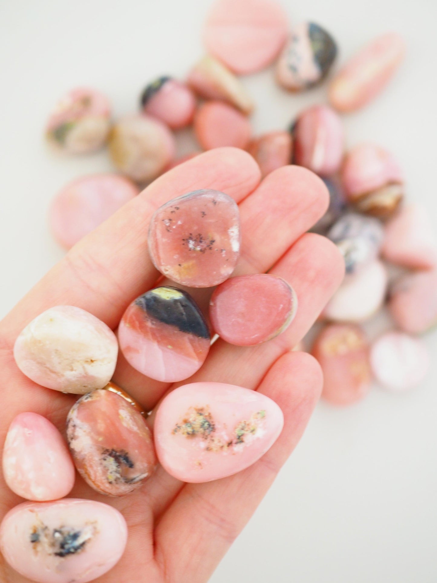 Pinker Anden Opal Trommelstein ca. 2 cm - aus Peru Common Quality
