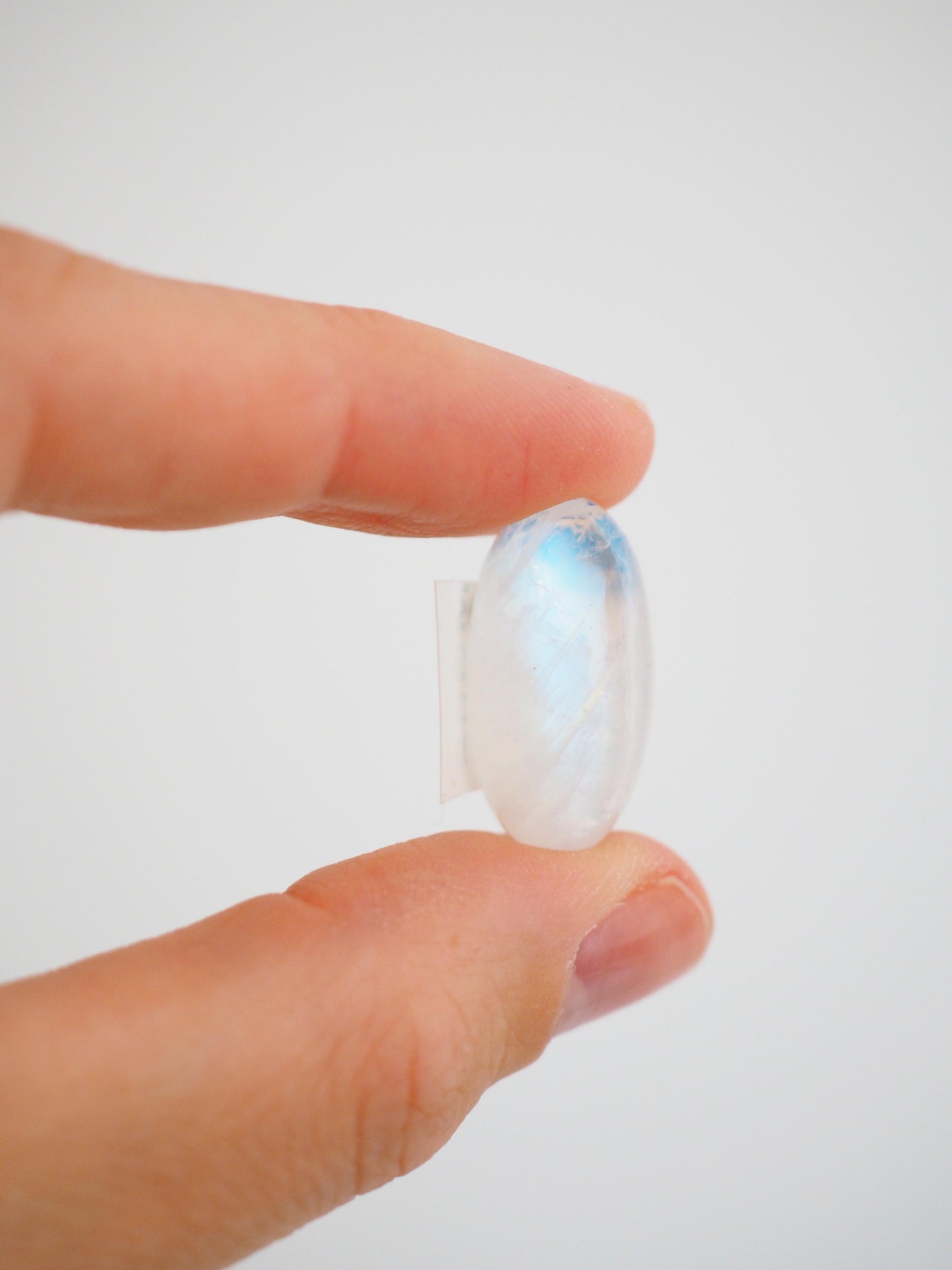 Regenbogen Mondstein X Schwarzer Turmalin Shiva . Trommelstein ca. 2.5 cm - aus Sri Lanka HIGH QUALITY HANDCARVED