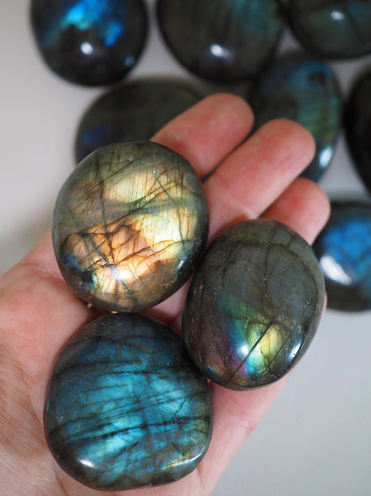 XL Labradorit Trommelstein Tumble ca. 4-5cm - aus Madagascar