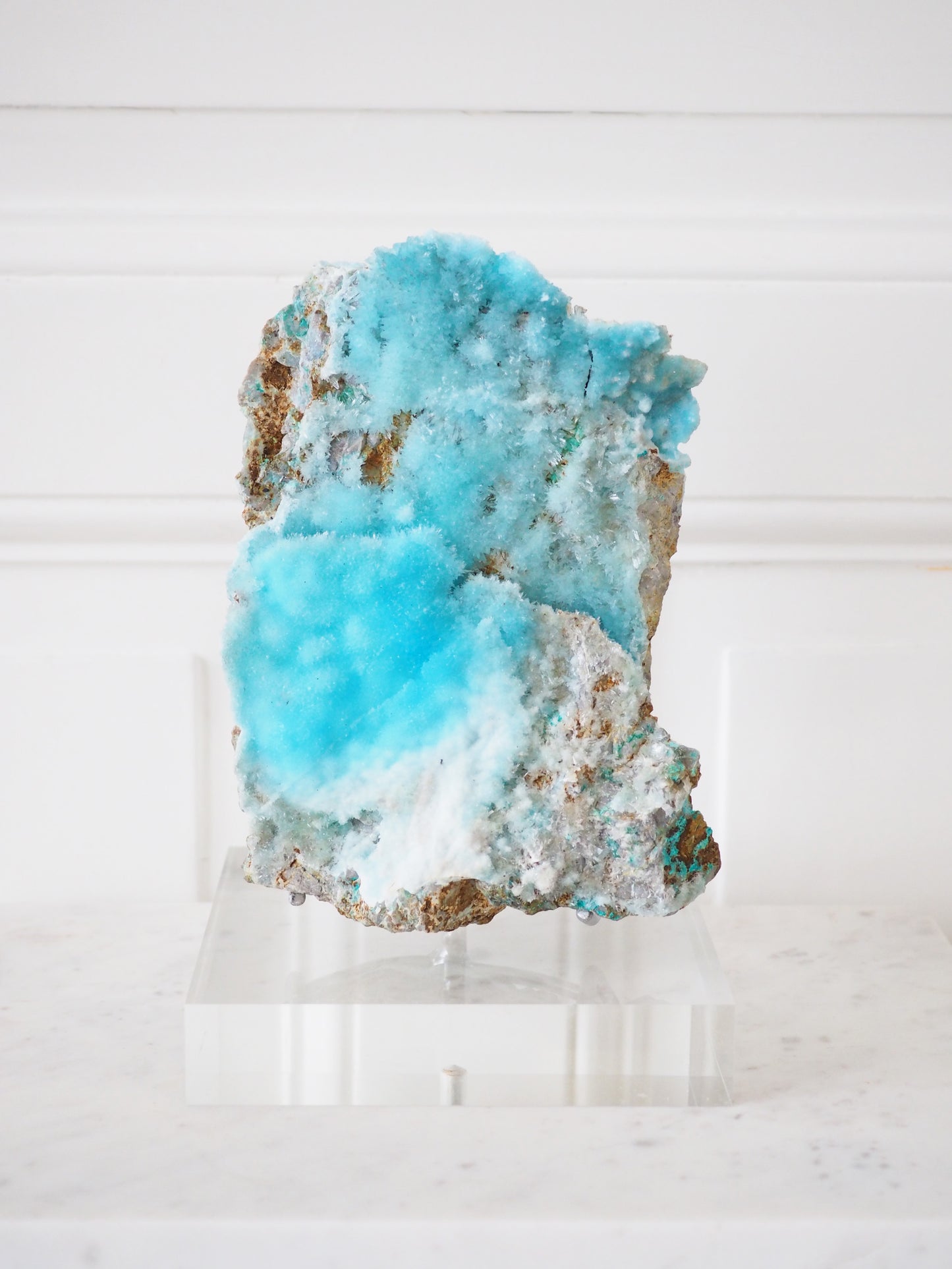 Eis blauer Aragonit auf Ständer Halter ca. 24 x 13cm. PARADISE COLLECTION - aus Yunan China