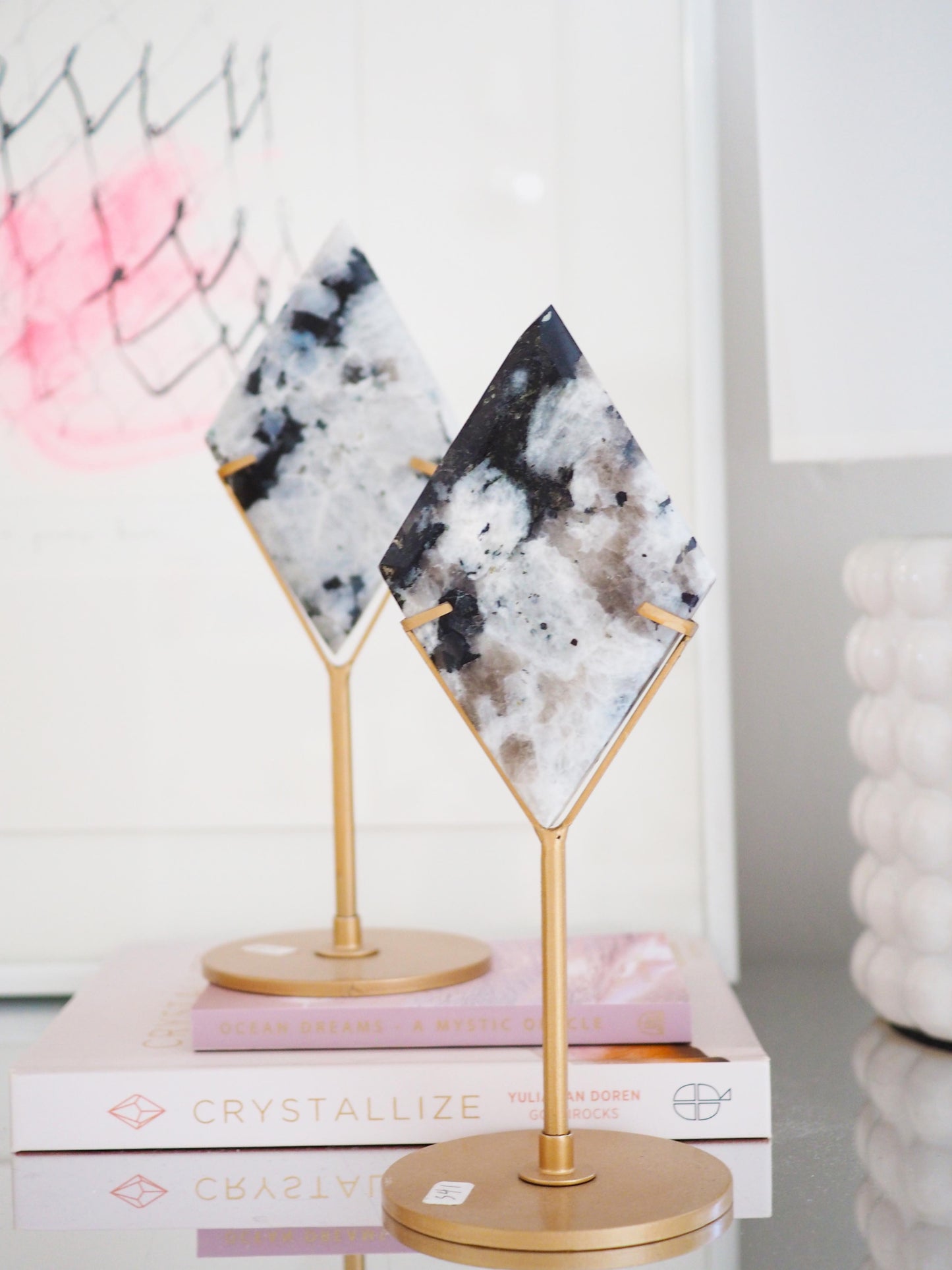 Regenbogen Mondstein X Turmalin  Diamant auf Halter ca. 20 cm - Indien