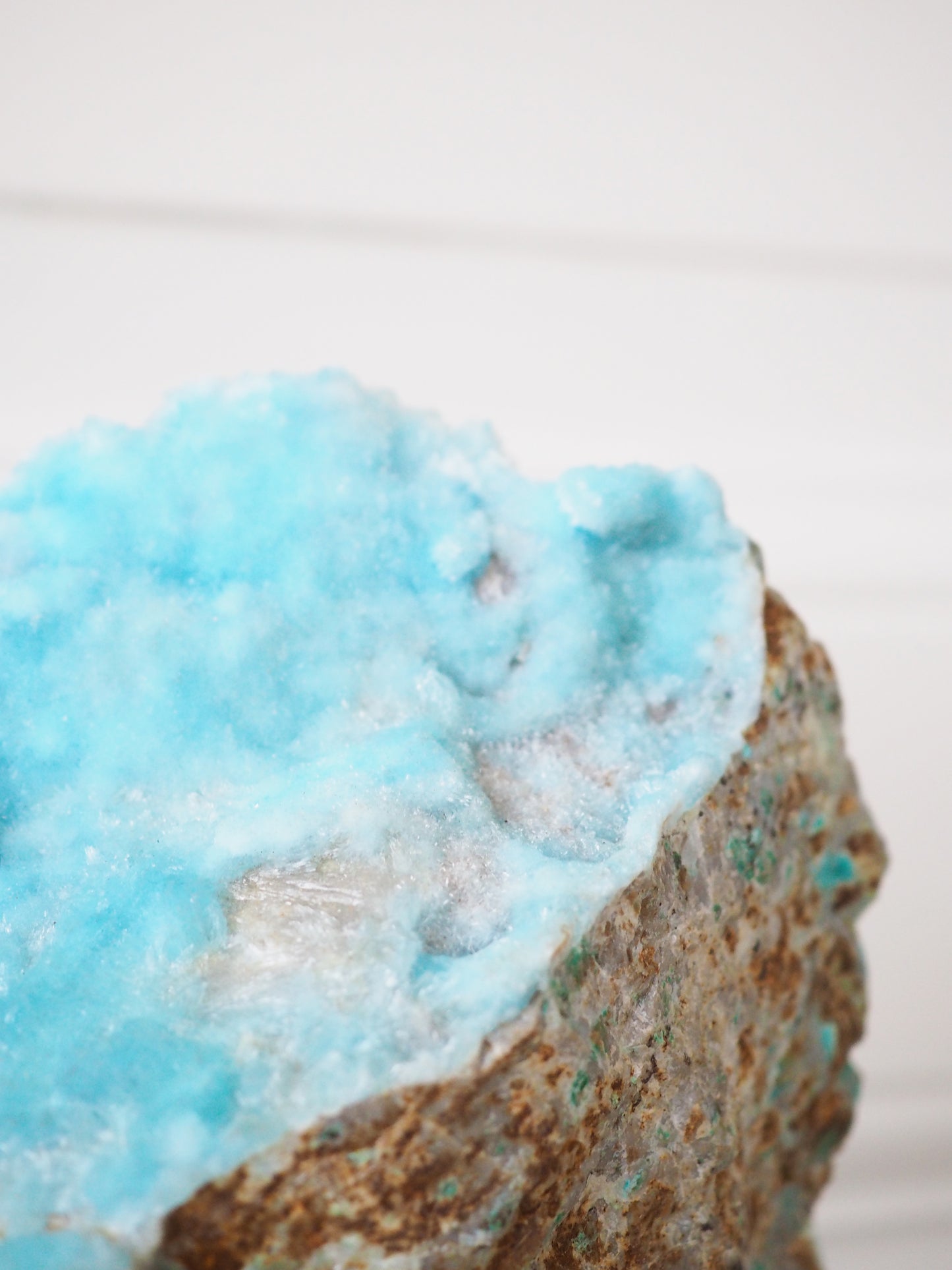 Eis blauer Aragonit auf Ständer Halter ca. 24 x 13cm. PARADISE COLLECTION - aus Yunan China