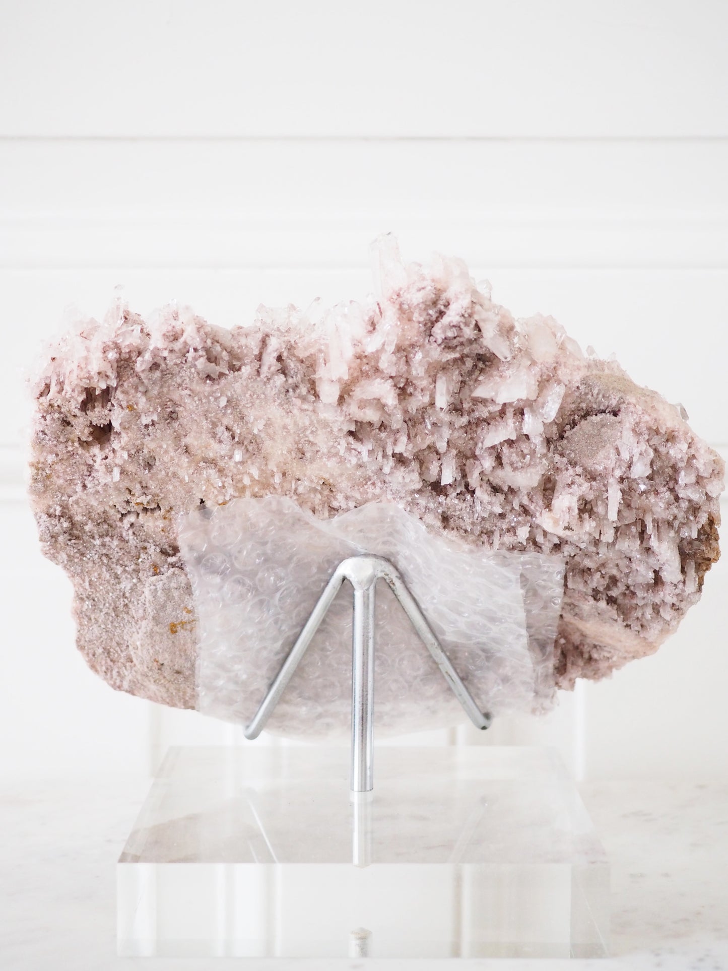 Sacred Pink Lemurian auf Halter . Ständer  ca. 24x22cm . PARADISE COLLECTION - aus Santander. Colombia RARE HIGH QUALITY RARE
